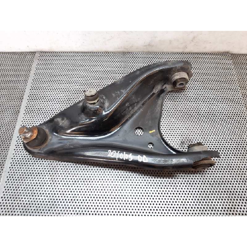 Recambio de brazo suspension inferior delantero derecho para dacia sandero stepway referencia OEM IAM   