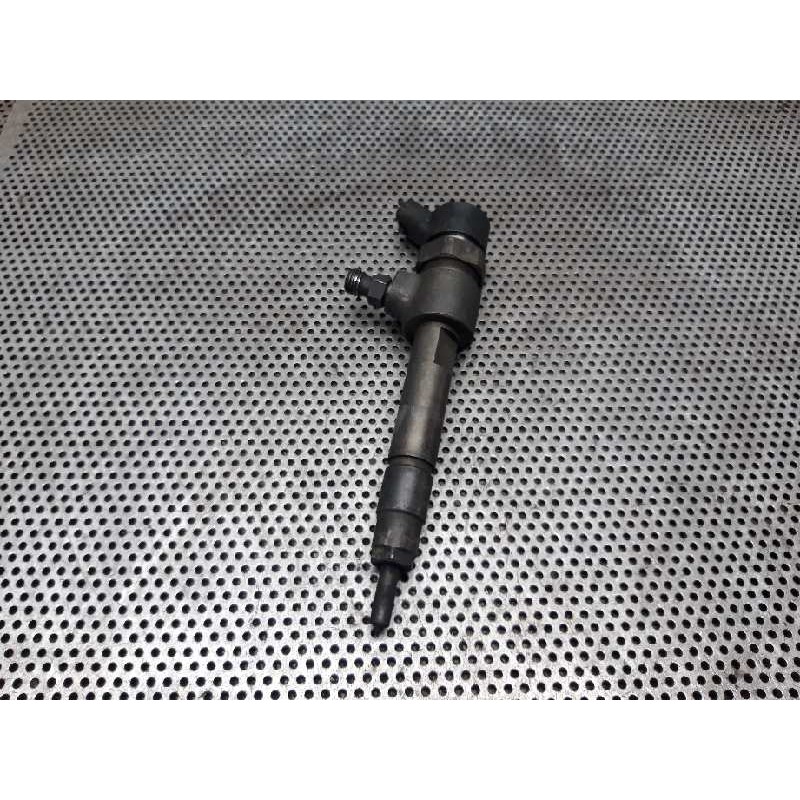 Recambio de inyector para fiat stilo (192) 1.9 jtd 115 referencia OEM IAM 0445110002  