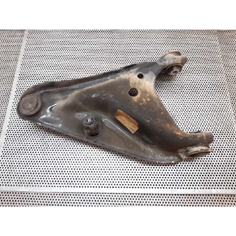 Recambio de brazo suspension inferior delantero derecho para dacia sandero stepway referencia OEM IAM 2
