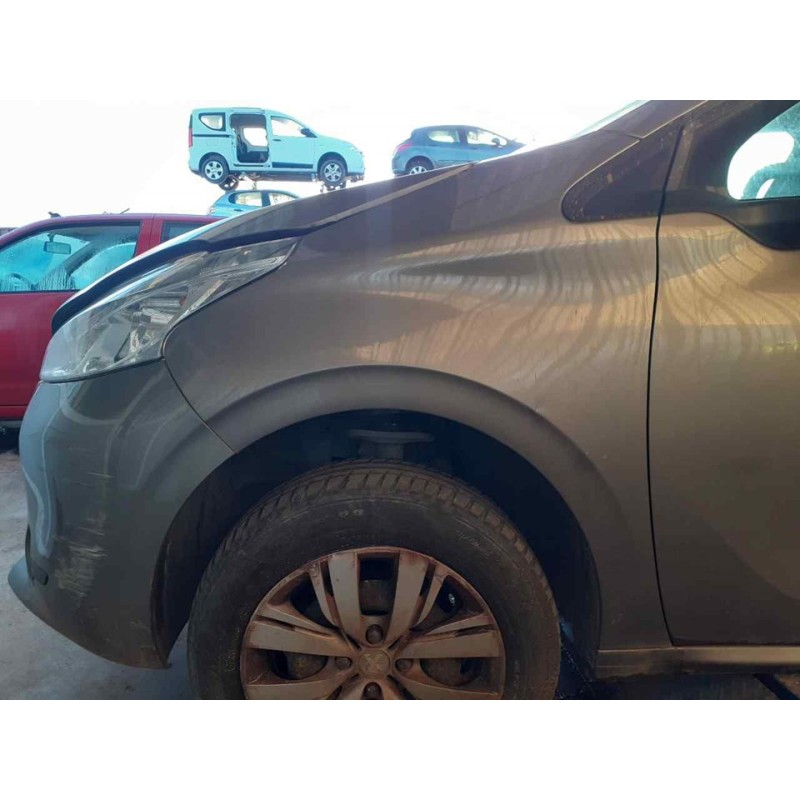 Recambio de aleta delantera izquierda para peugeot 208 active referencia OEM IAM 3