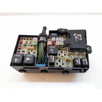 CAJA RELES / FUSIBLES 8688040 3M5T14A142AB 518818000