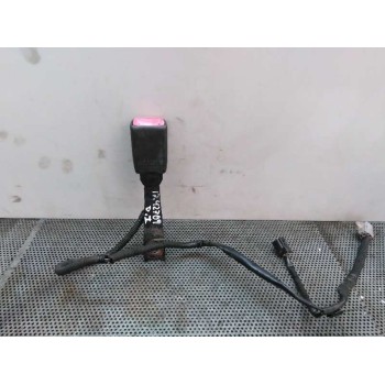 ENGANCHE CINTURON DELANTERO IZQUIERDO 