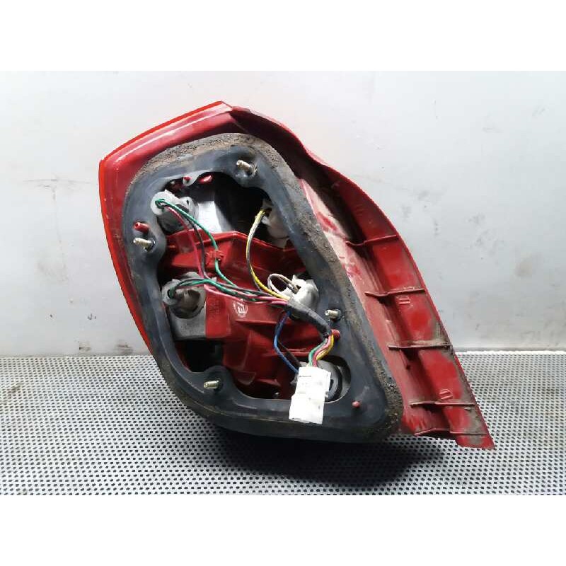 Recambio de piloto trasero derecho para daewoo nubira berlina 1.6 cat referencia OEM IAM - Verde 2