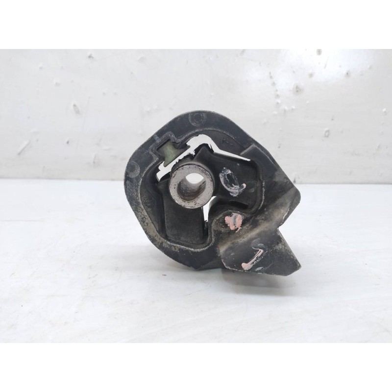 Recambio de soporte cambio para renault master kipper l3h1 3,5t referencia OEM IAM 8200675064  