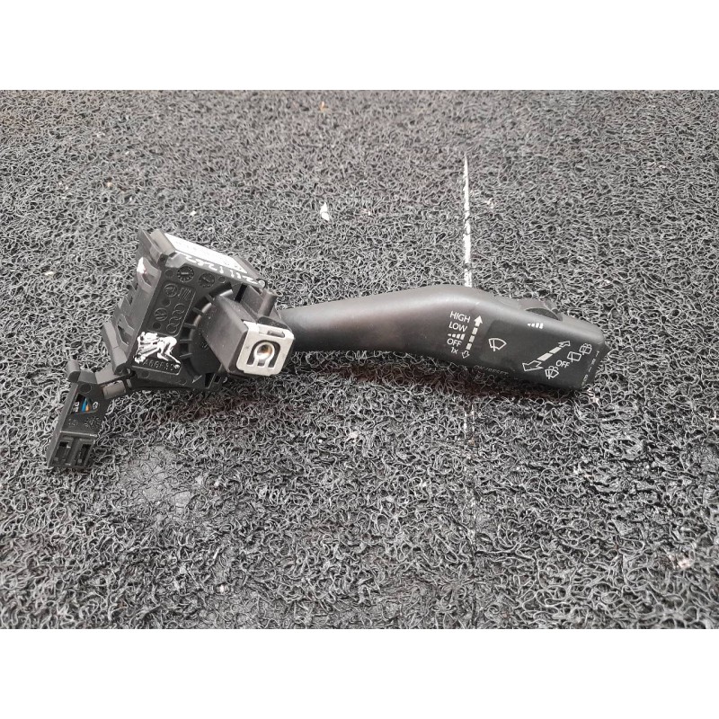 Recambio de mando limpia para volkswagen golf vi (5k1) advance referencia OEM IAM 1K0953519J  