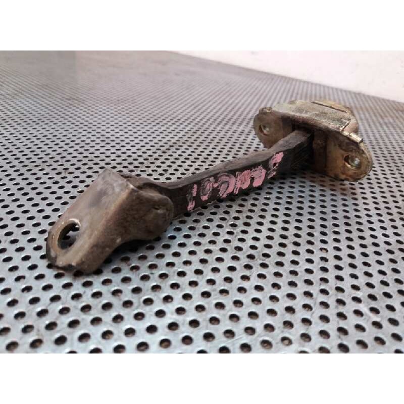 Recambio de retenedor puerta trasera izquierda para nissan almera tino (v10m) 2.2 16v turbodiesel cat referencia OEM IAM   