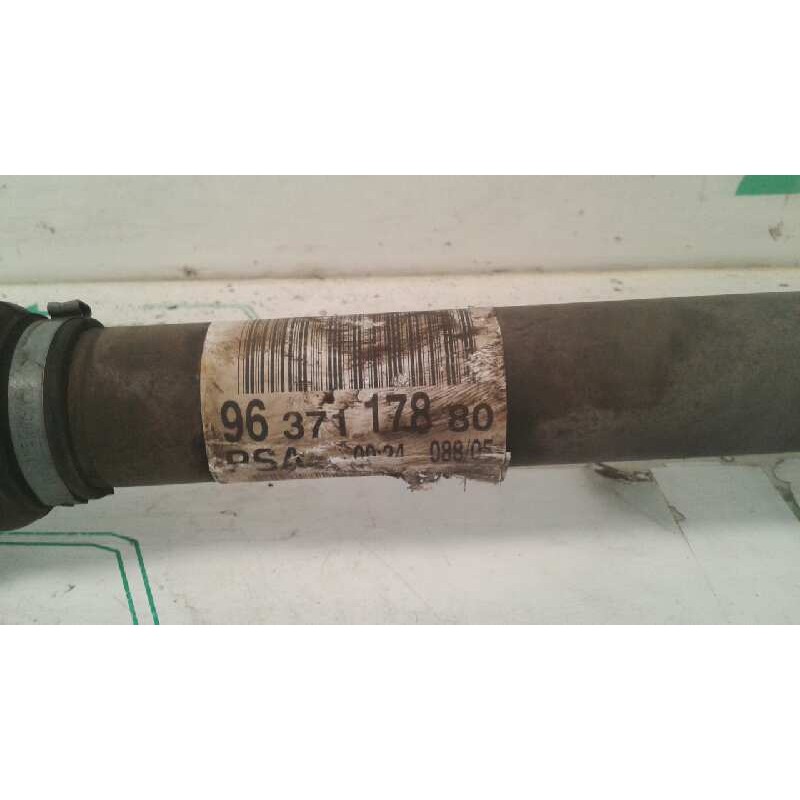 Recambio de transmision delantera derecha para peugeot 307 break/sw (s2) 1.6 16v hdi referencia OEM IAM 9637117880 - Blanco 4