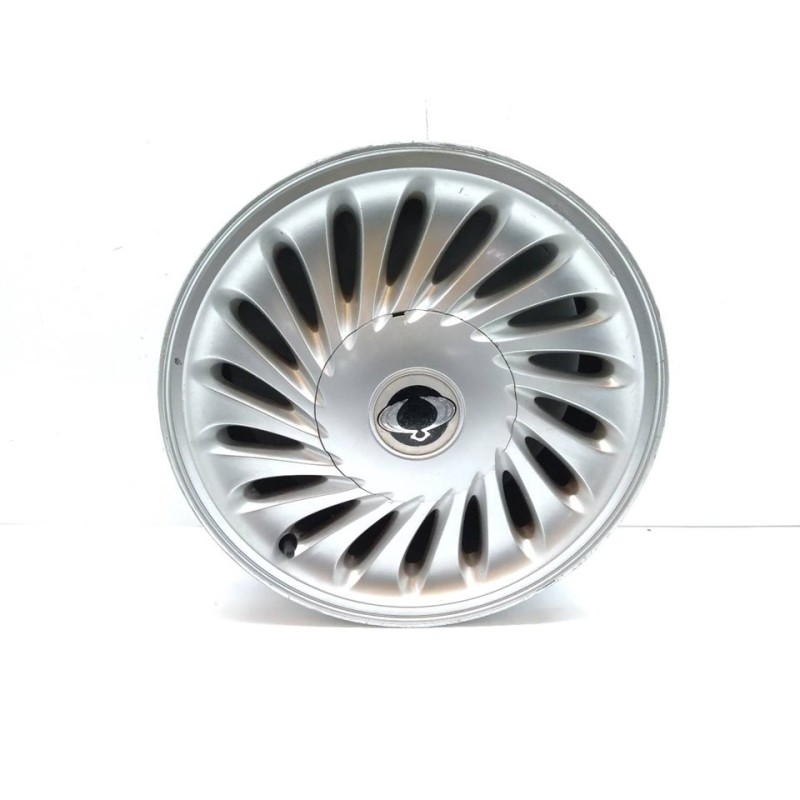Recambio de llanta para ssangyong rodius xdi referencia OEM IAM 4173021200  