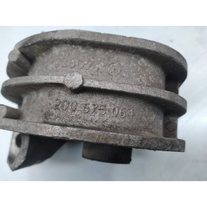 Recambio de soporte cambio para renault master kipper l3h1 3,5t referencia OEM IAM 8200675064 - Blanco 4