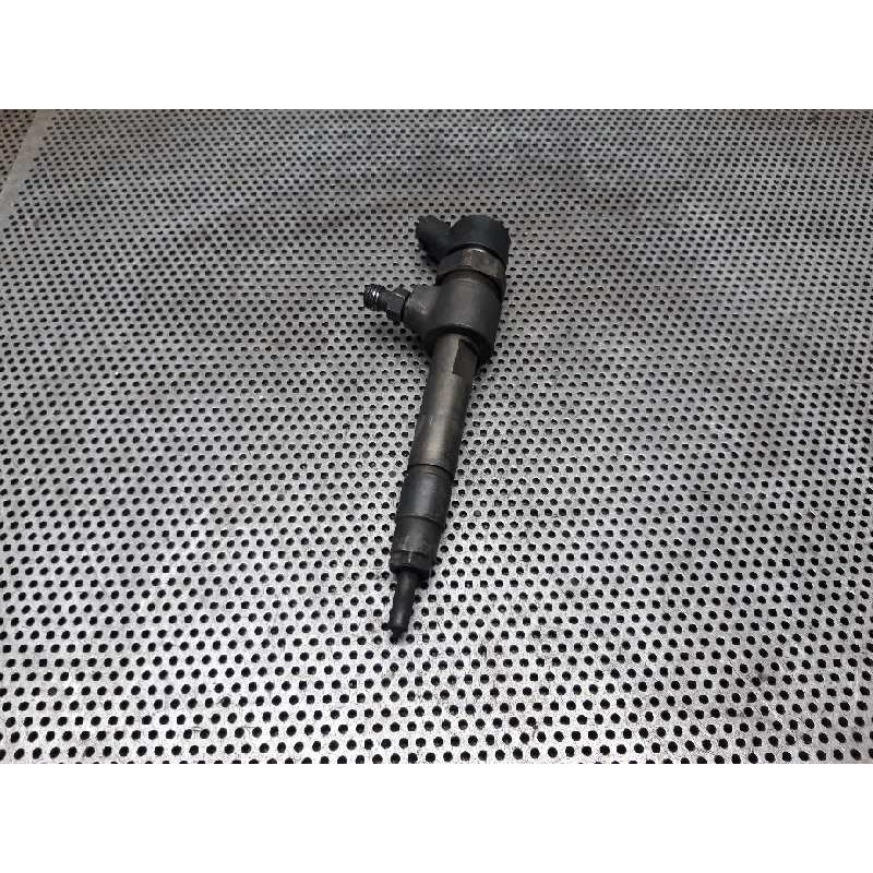 Recambio de inyector para fiat stilo (192) 1.9 jtd 115 referencia OEM IAM 0445110002  