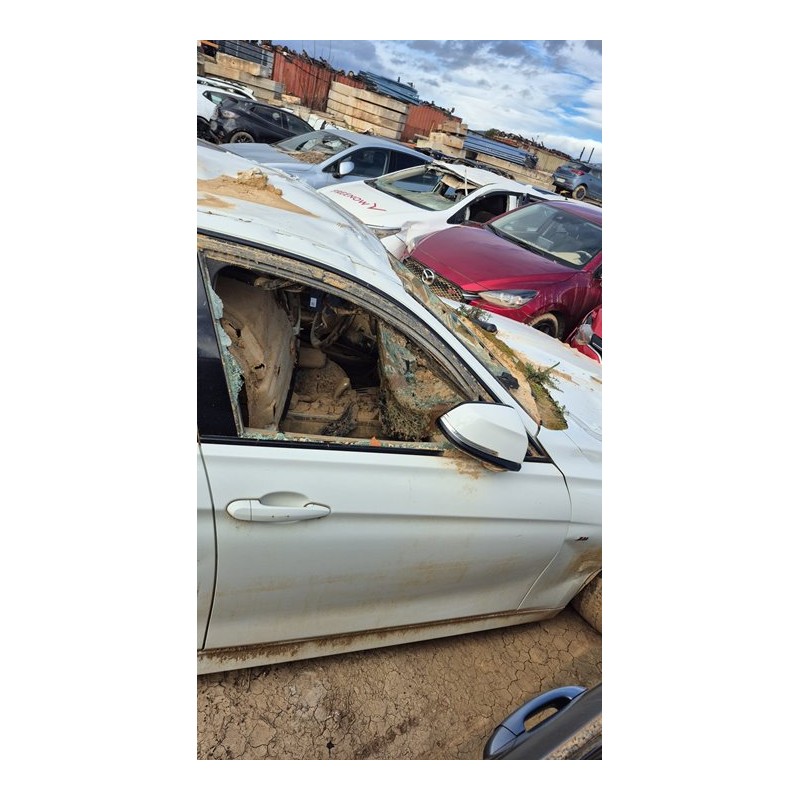 Recambio de puerta delantera derecha para bmw serie 3 lim. (f30) 318d referencia OEM IAM   
