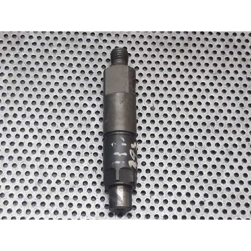 Recambio de inyector para renault master combi desde ´98 2.5 diesel referencia OEM IAM KBE58S8 866 