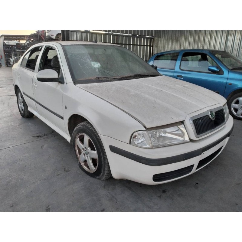 skoda octavia berlina (1u2) del año 2010