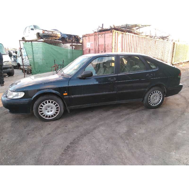 saab 9-3 berlina del año 2000