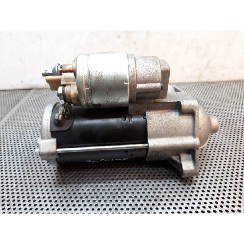 Recambio de motor arranque para dacia sandero stepway referencia OEM IAM 233007689R VALEO 2