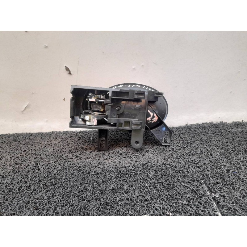 Recambio de maneta interior delantera derecha para nissan juke (f15) kuro referencia OEM IAM - Negro 2