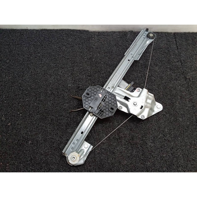 Recambio de elevalunas delantero derecho para dacia sandero stepway comfort referencia OEM IAM 807209299R  