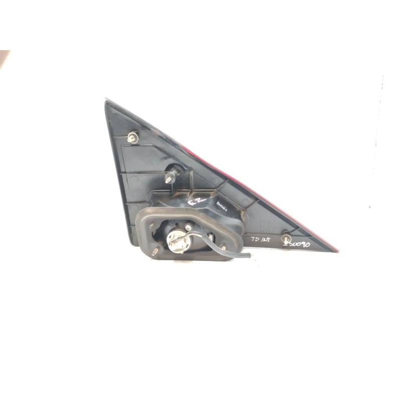 Recambio de piloto trasero derecho interior para ssangyong rodius xdi referencia OEM IAM - Negro 2