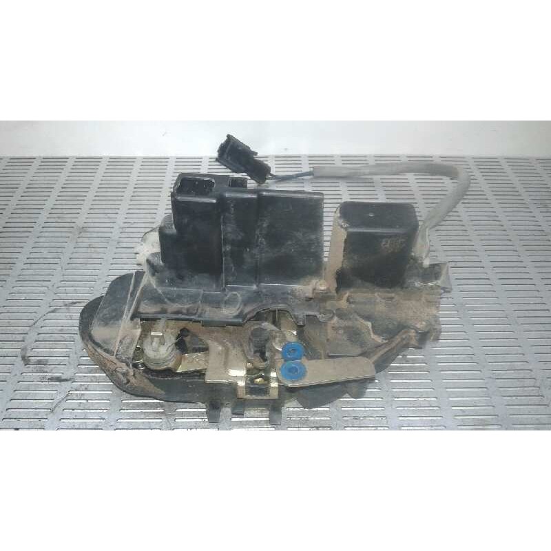 Recambio de cerradura puerta delantera derecha para kia shuma ii 1.6 cat referencia OEM IAM   