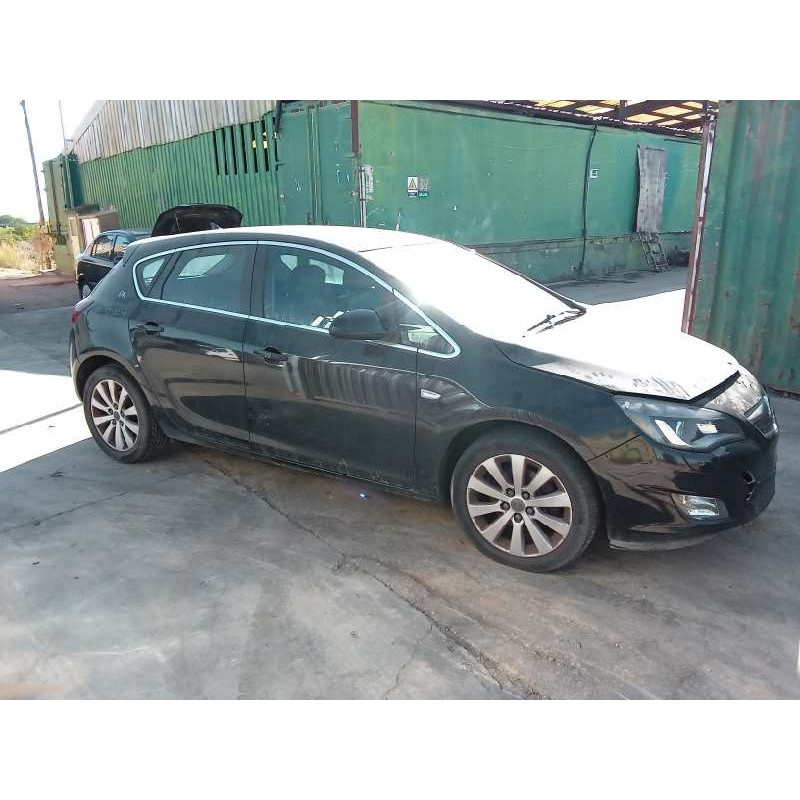 opel astra j lim. del año 2010