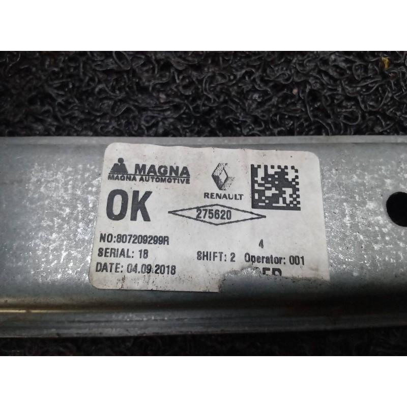 Recambio de elevalunas delantero derecho para dacia sandero stepway comfort referencia OEM IAM 807209299R - Blanco 2