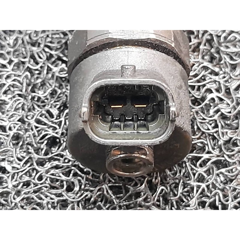 Recambio de inyector para opel astra gtc enjoy referencia OEM IAM 0445110165 - Negro 4