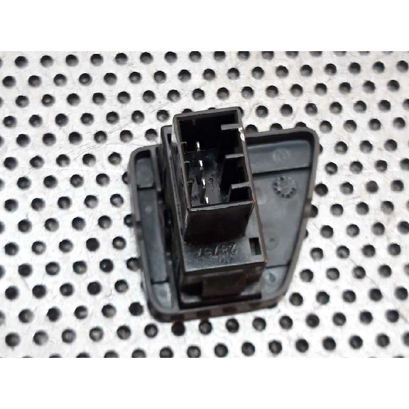 Recambio de mando elevalunas delantero izquierdo para fiat nuova 500 (150) lounge referencia OEM IAM - Rojo 2