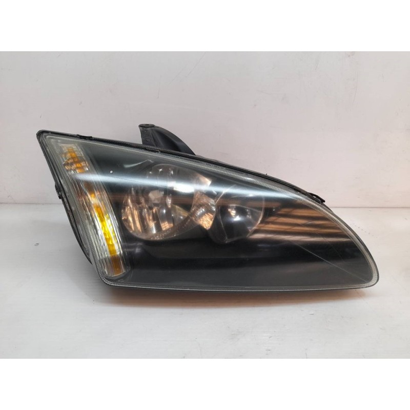 Recambio de faro derecho para ford focus berlina (cap) ghia referencia OEM IAM   