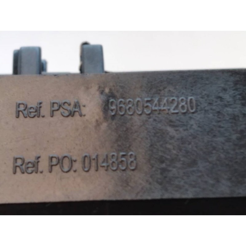Recambio de panel frontal para citroën berlingo cuadro x referencia OEM IAM 9680544280 2