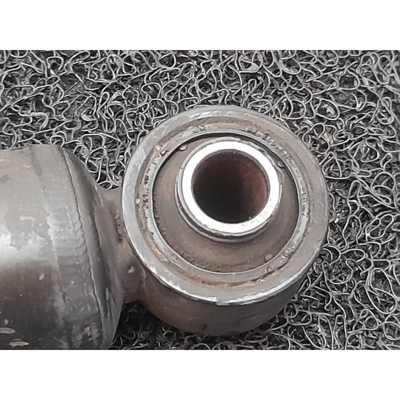 Recambio de amortiguador trasero derecho para kia sorento 2.5 crdi ex referencia OEM IAM 3