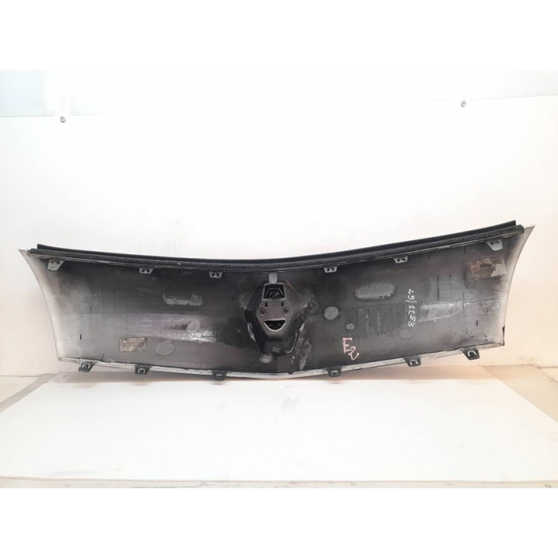 Recambio de rejilla delantera para renault kangoo expression referencia OEM IAM 8200625310 - Blanco 2