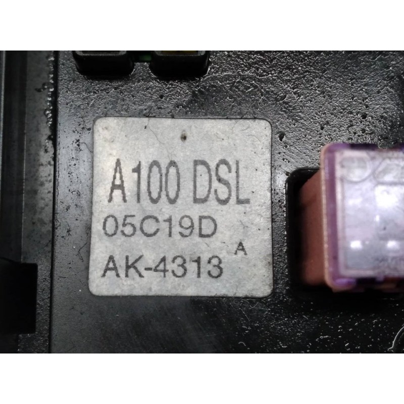 Recambio de caja reles / fusibles para ssangyong rodius xdi referencia OEM IAM A100DSL 05C19DAK4313A - Negro 3