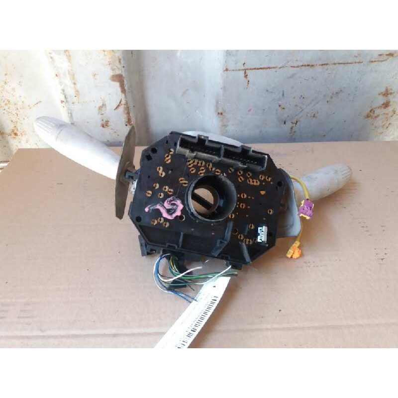 Recambio de mando luces para fiat nuova 500 (150) lounge referencia OEM IAM 07354724640 22400795000 01272 - Rojo 10