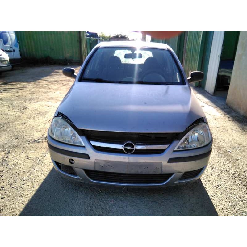 opel corsa c del año 2004
