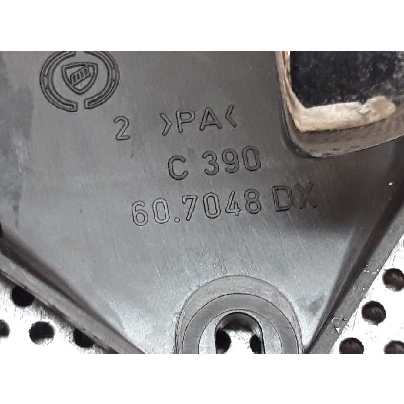 Recambio de maneta interior delantera derecha para fiat nuova 500 (150) lounge referencia OEM IAM 607048DX - Rojo 2