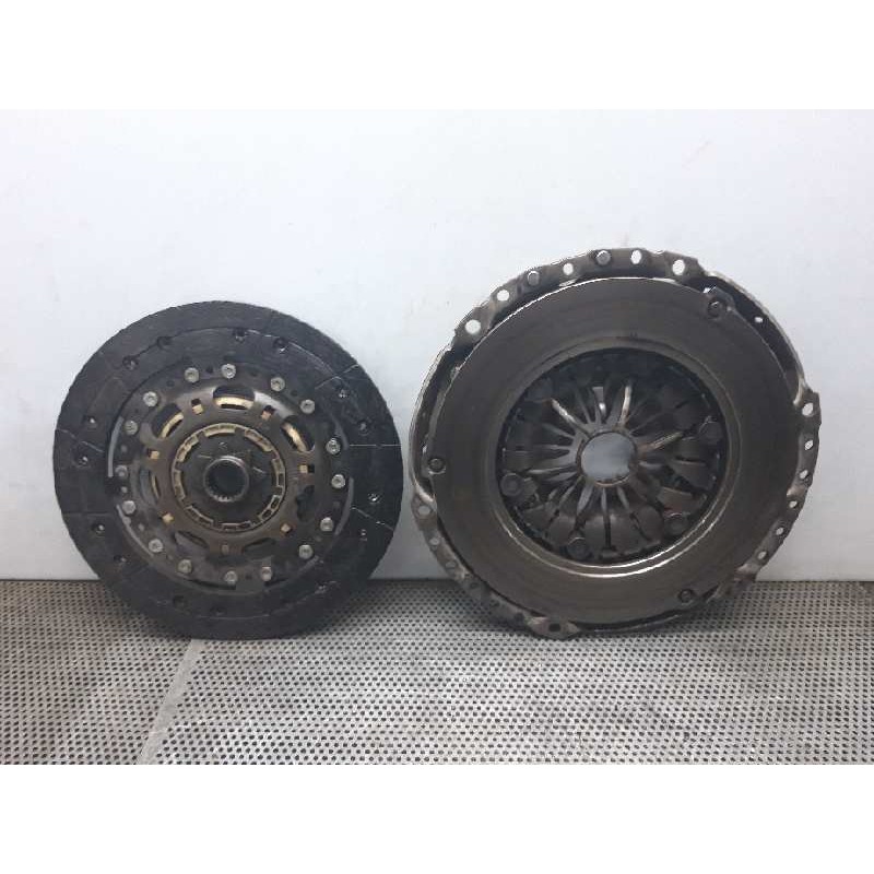 Recambio de kit embrague para ford mondeo berlina (ge) 2.0 tdci cat referencia OEM IAM 324030410 2