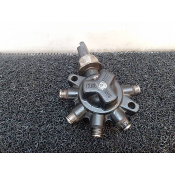 RAMPA INYECTORA 4M5Q9D280DB 