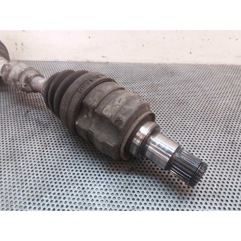 Recambio de transmision delantera izquierda para toyota corolla verso (r1) 2.2 turbodiesel cat referencia OEM IAM - Blanco 3