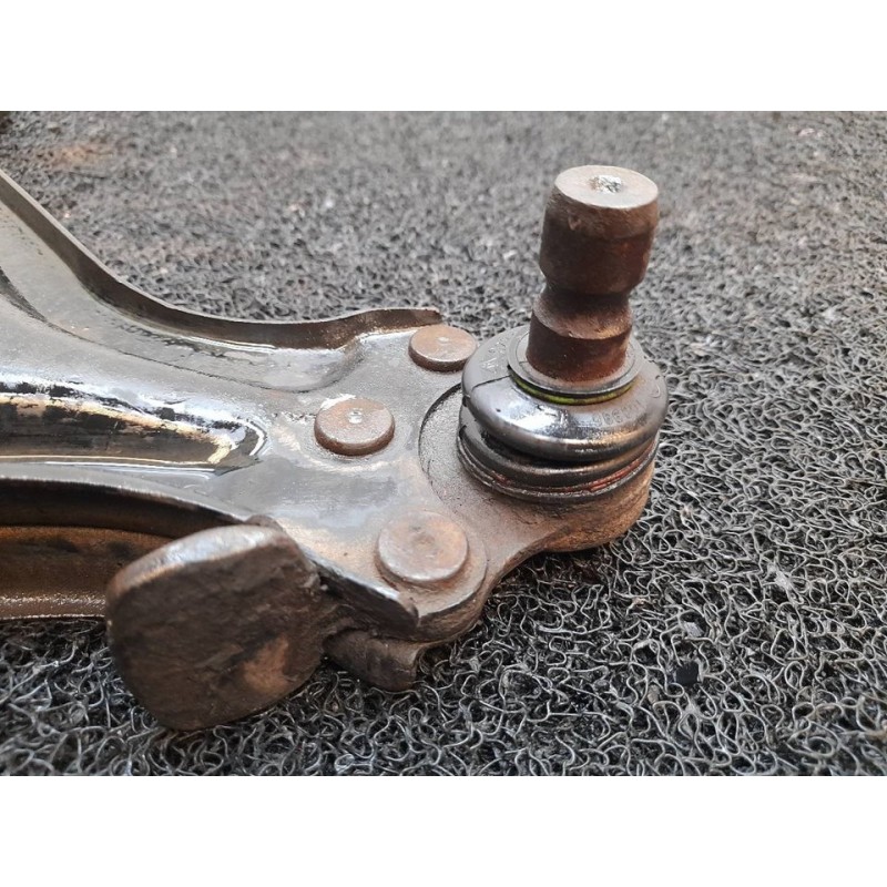 Recambio de brazo suspension inferior delantero derecho para opel omega b referencia OEM IAM  58235 4