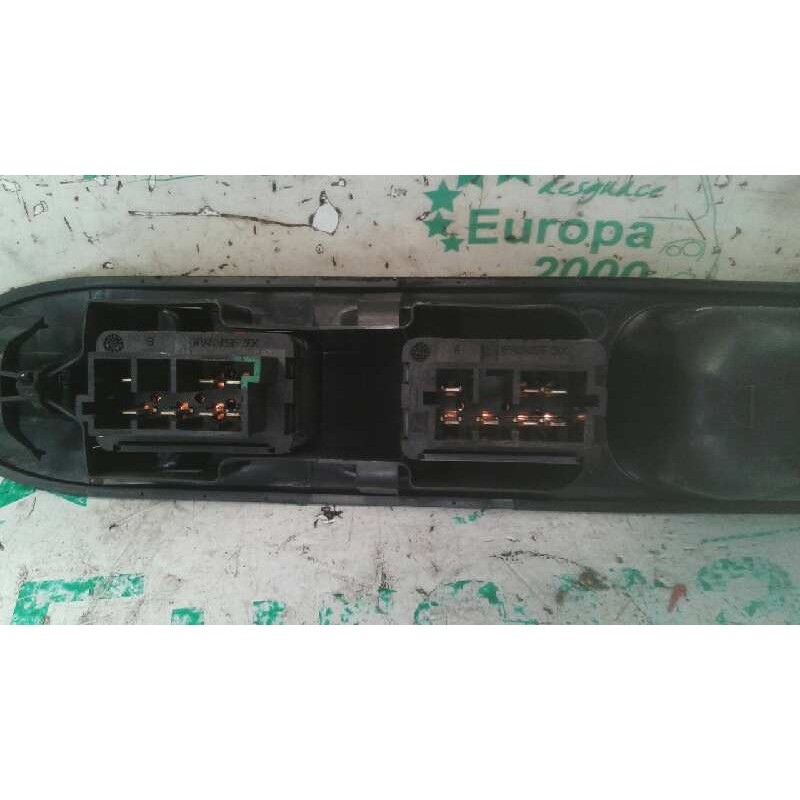 Recambio de mando elevalunas delantero izquierdo para peugeot 307 break/sw (s2) 1.6 16v hdi referencia OEM IAM - Blanco 2