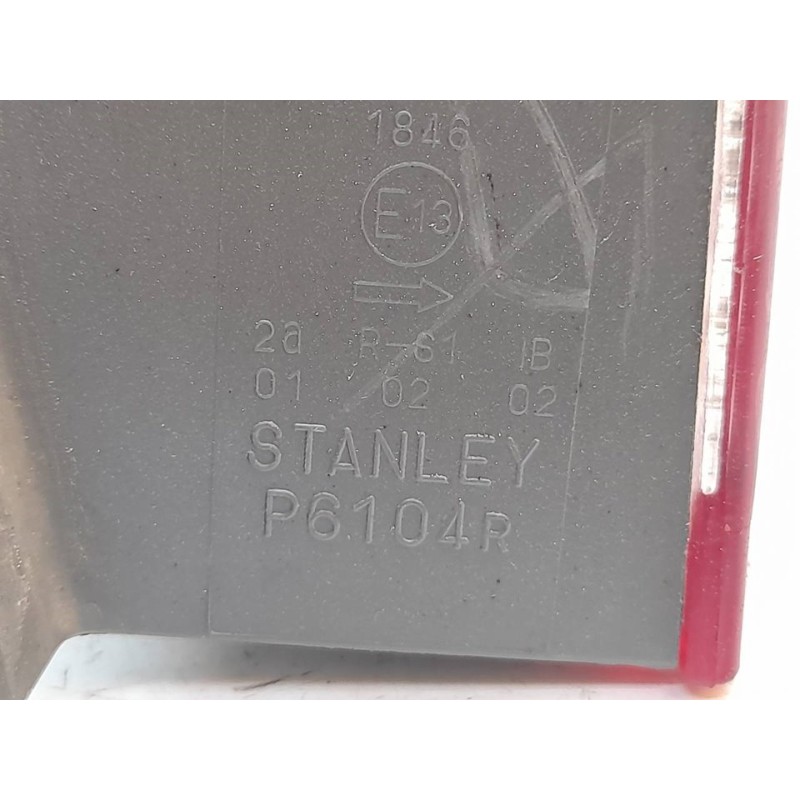 Recambio de piloto trasero derecho para honda civic lim.4 (fd) 1.8 es referencia OEM IAM P6104R - Azul 3