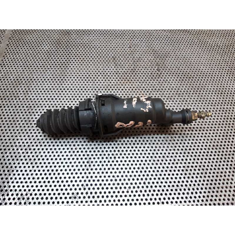 Recambio de bombin embrague para peugeot 807 sr pack referencia OEM IAM - Blanco 2