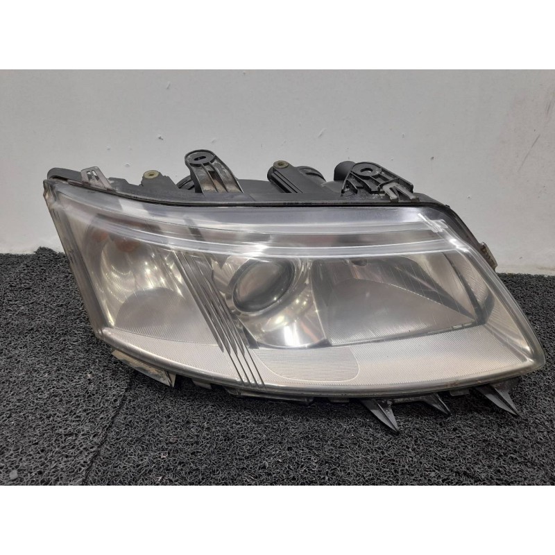 Recambio de faro derecho para saab 9-3 berlina 2.2 tid vector referencia OEM IAM   