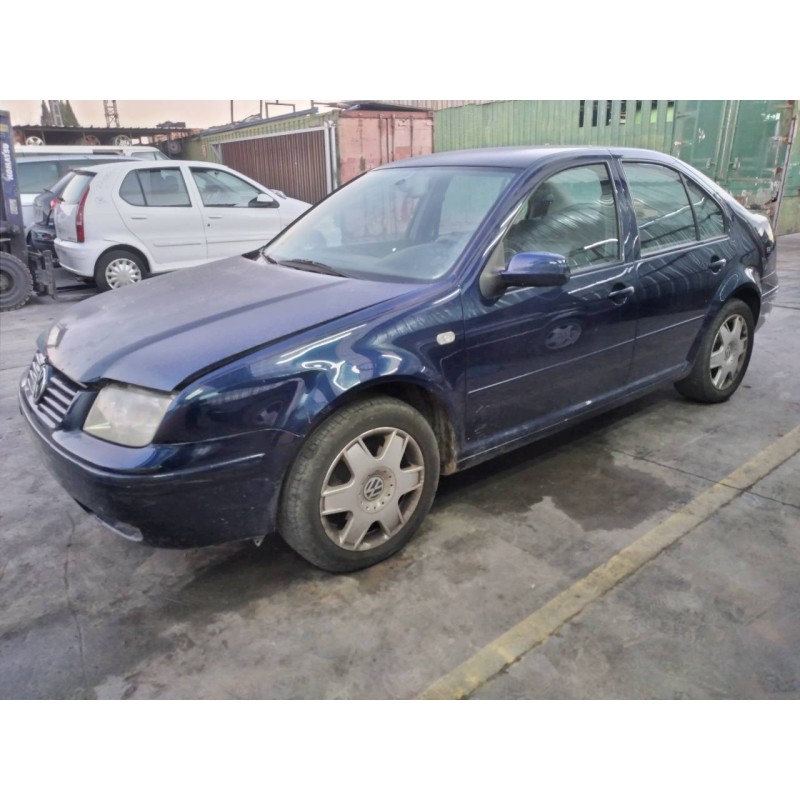volkswagen bora berlina (1j2) del año 2000