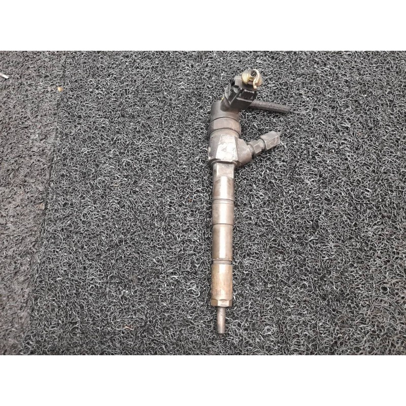 Recambio de inyector para opel vectra c berlina gts referencia OEM IAM 0445110159  
