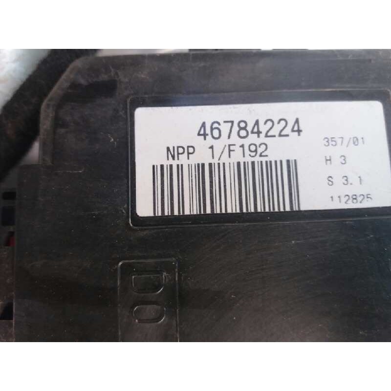 Recambio de elevalunas delantero derecho para fiat stilo (192) 1.8 16v cat referencia OEM IAM 46784224 5