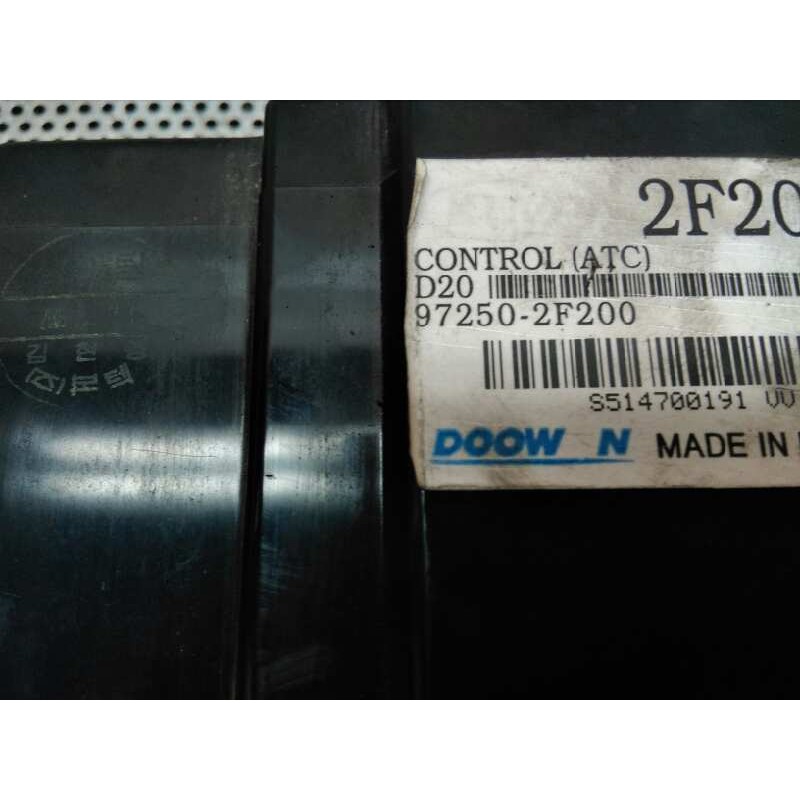 Recambio de mando climatizador para kia cerato 2.0 ex crdi berlina (4-ptas.) referencia OEM IAM 972502F200 - Gris 2