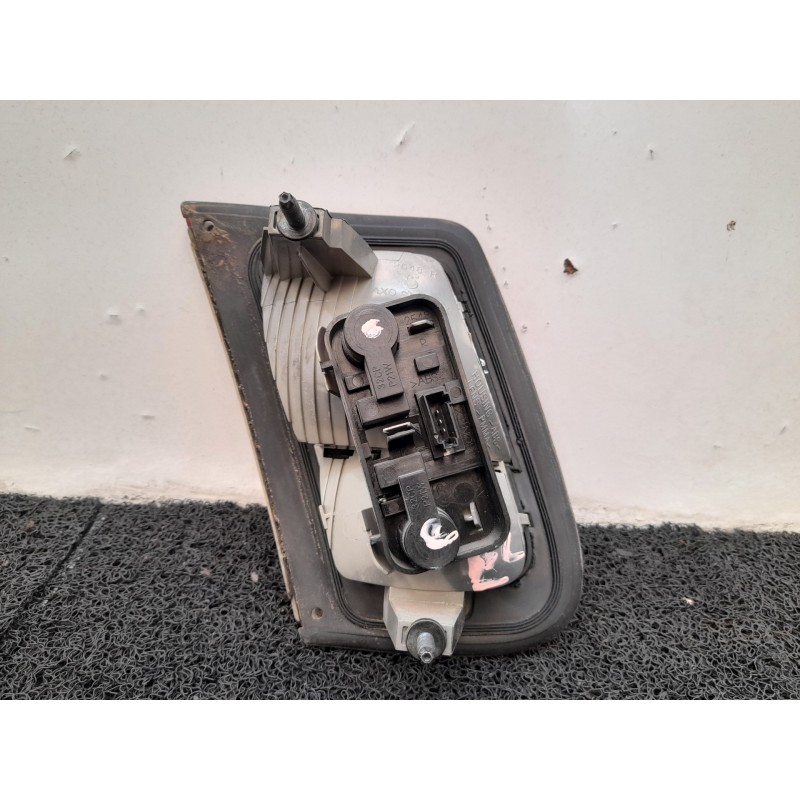 Recambio de piloto trasero derecho interior para saab 9-3 berlina 2.2 tid vector referencia OEM IAM - Negro 2