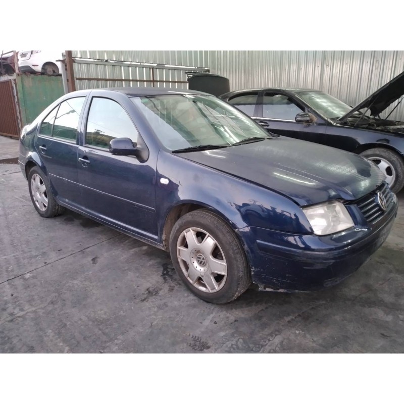 volkswagen bora berlina (1j2) del año 2000
