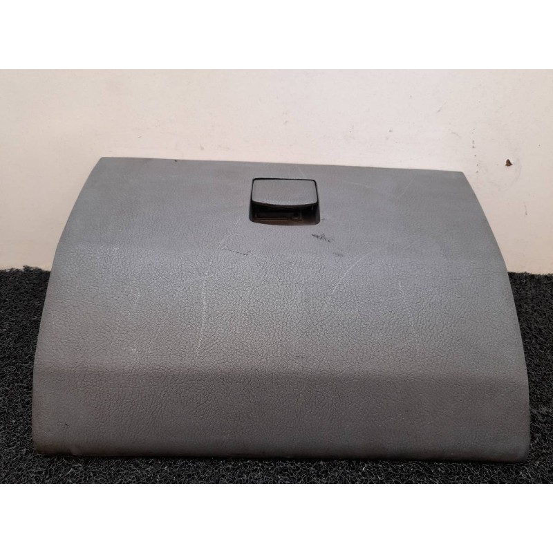 Recambio de guantera para kia carens 2.0 crdi lx monovolumen referencia OEM IAM 2